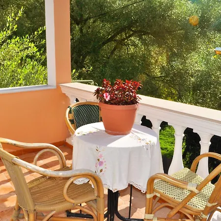 Lägenhet House Letta Very Quiet Location Agios Gordios